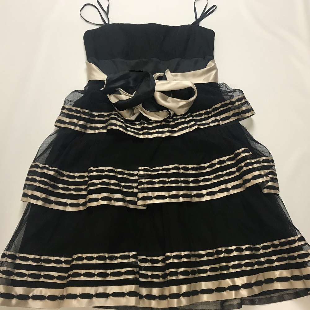 BCBG MAXAZRIA Black and Gold Dress Size 6